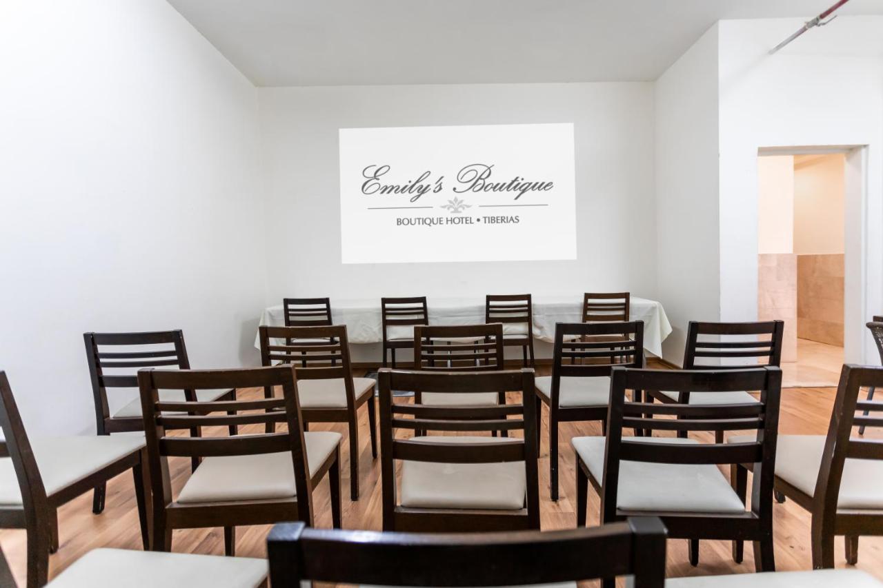 Emily'S Hotel Тиберия Екстериор снимка